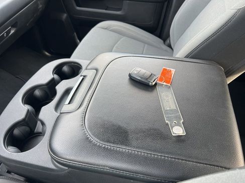 Used 2024 RAM 2500 Big Horn image 24