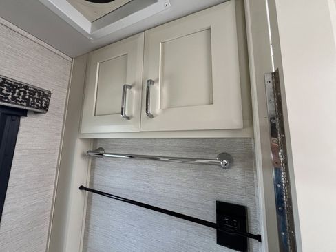 Used 2020 Mercedes-Benz Sprinter 3500 image 31