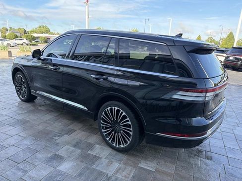 Used 2024 Lincoln Aviator Black Label AWD/4WD image 4