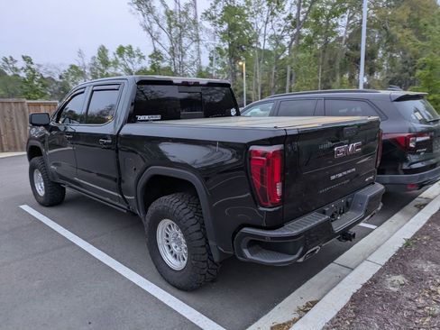Used 2020 GMC Sierra 1500 AT4 w/ AT4 Premium Package image 4
