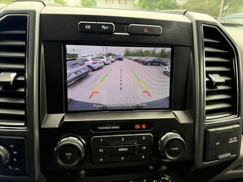Used 2022 Ford F250 XLT AWD/4WD image 29