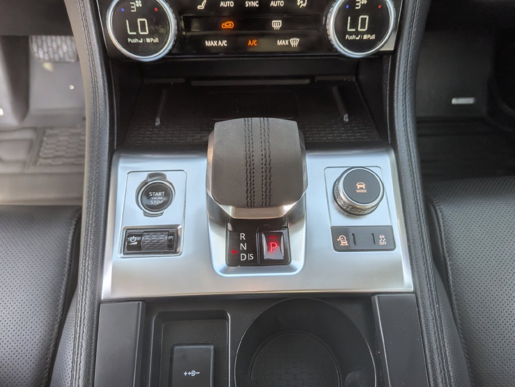 Used 2023 Jaguar F-PACE S AWD/4WD image 22