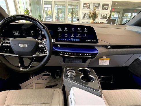 New 2026 Cadillac Optiq Sport 2 image 7