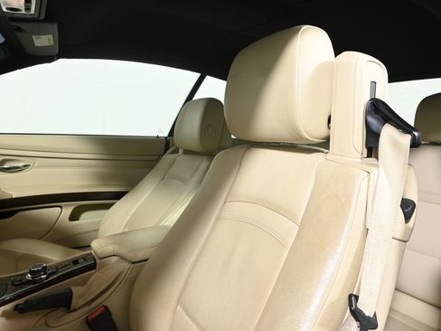 Used 2010 BMW 328i Convertible RWD image 5