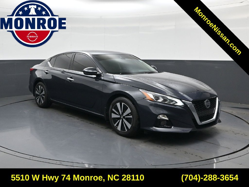Used 2020 Nissan Altima 2.5 SL FWD image 1