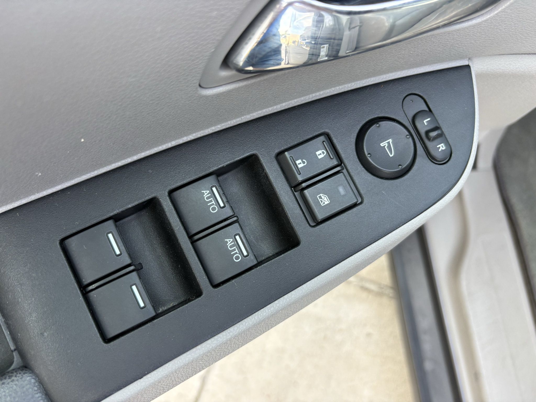 Used 2016 Honda Odyssey EX-L image 11