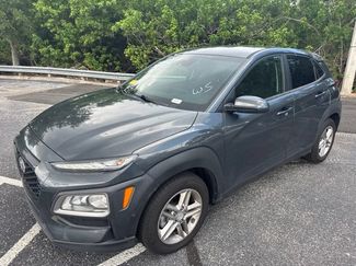 Used 2020 Hyundai Kona SE FWD video 1