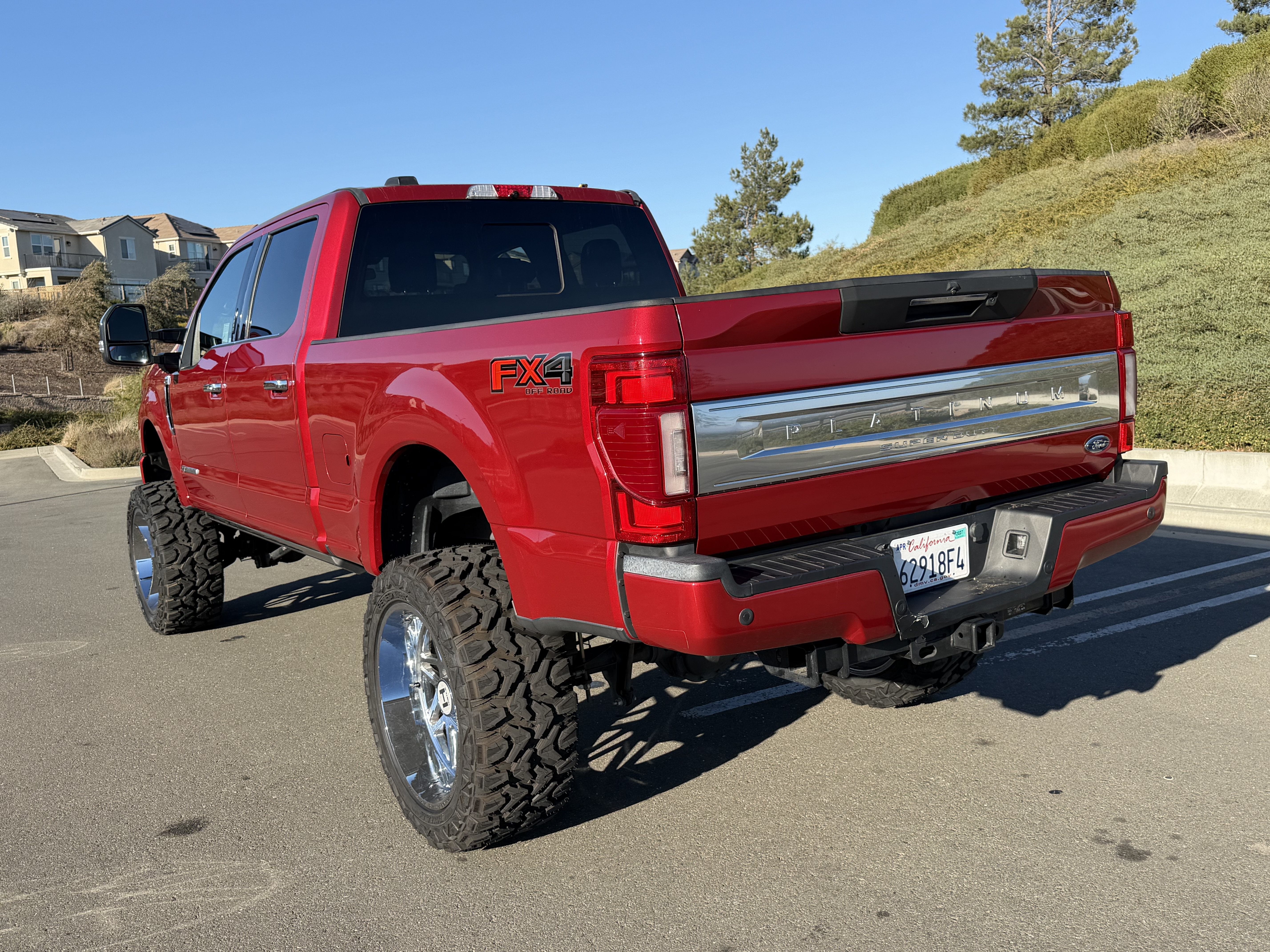 Used 2020 Ford F250 Platinum w/ FX4 Off-Road Package AWD/4WD image 13