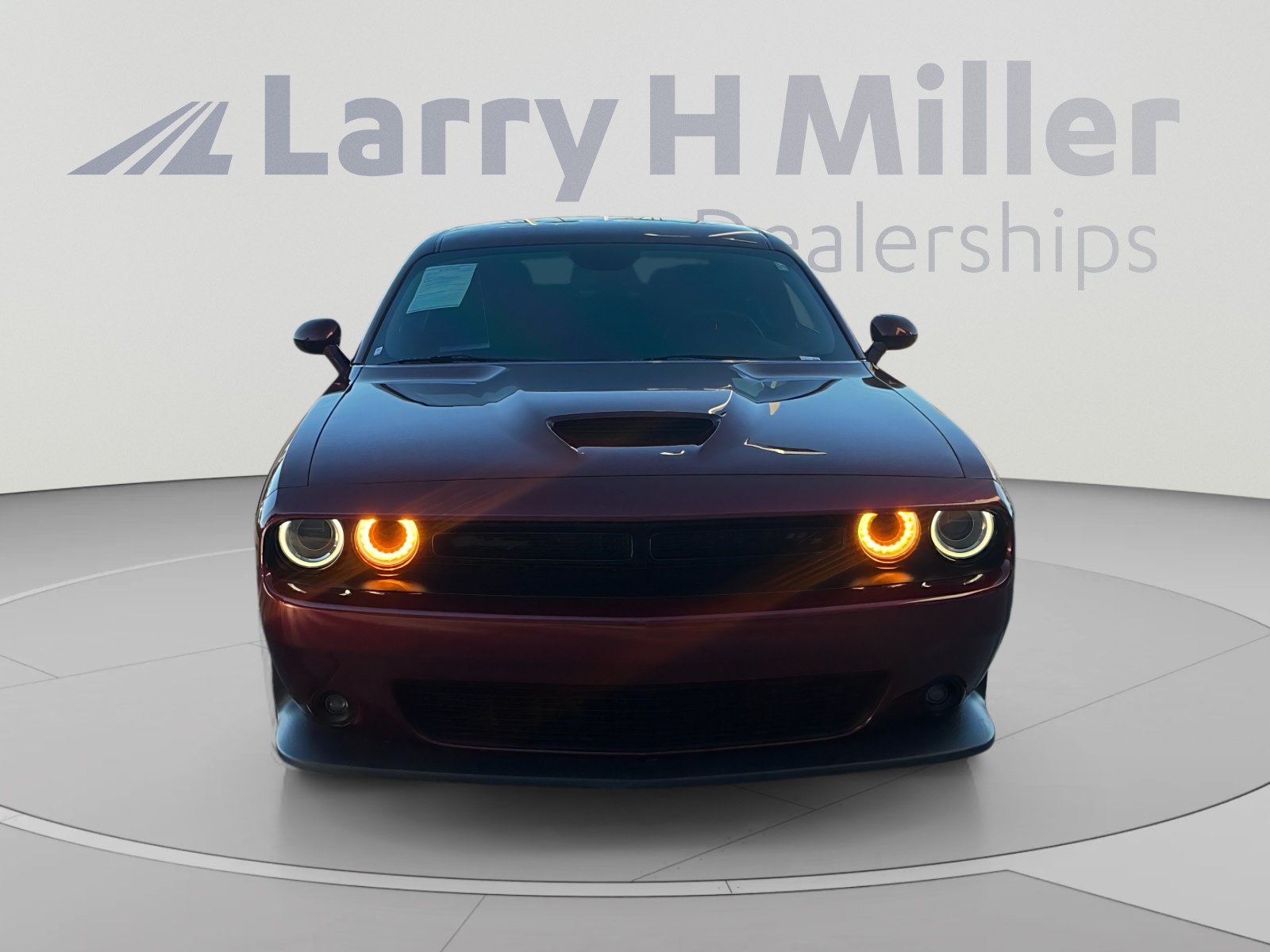 Used 2020 Dodge Challenger R/T w/ Blacktop Package RWD image 7