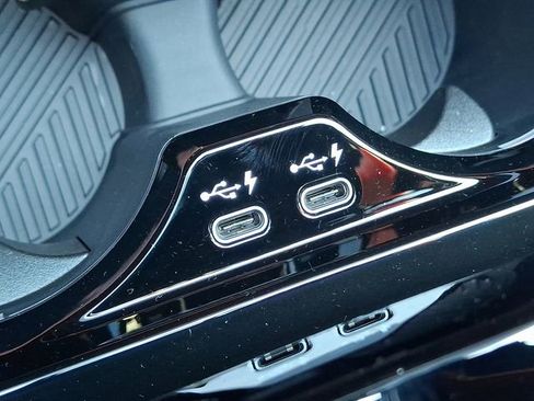 New 2026 BMW 540i xDrive w/ Premium Package AWD/4WD image 18