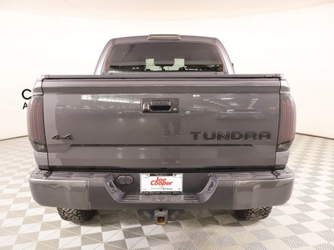Used 2016 Toyota Tundra SR5 w/ SR5 Upgrade Package AWD/4WD image 21
