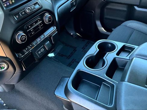 Used 2024 Chevrolet Silverado 1500 Custom image 14