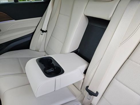 Used 2026 Mercedes-Benz GLE 350 4MATIC image 29