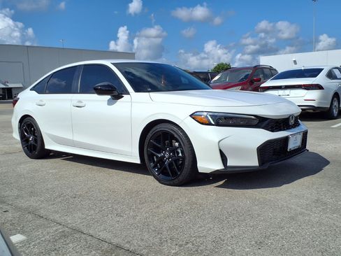 Certified 2026 Honda Civic Sport image 2