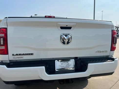 Used 2024 RAM 2500 Laramie w/ Safety Group AWD/4WD image 8