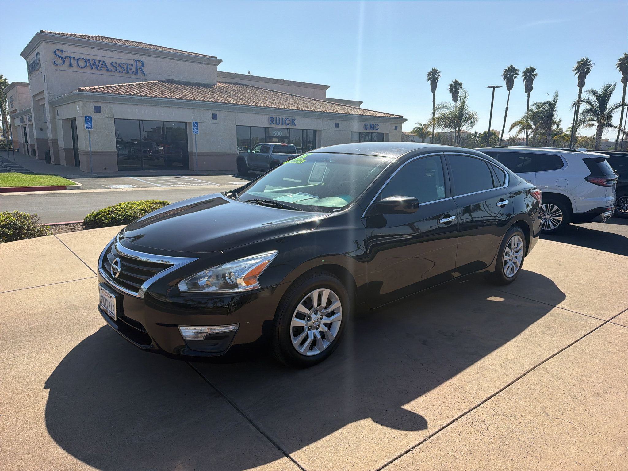 Used 2015 Nissan Altima 2.5 S w/ Power Driver Seat Package FWD image 1