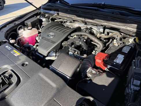 Used 2023 Lexus RX 350 Premium w/ Accessory Package image 35