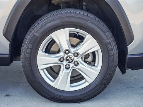 Used 2021 Toyota RAV4 XLE image 12