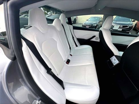 Used 2025 Tesla Model 3 Long Range RWD image 28