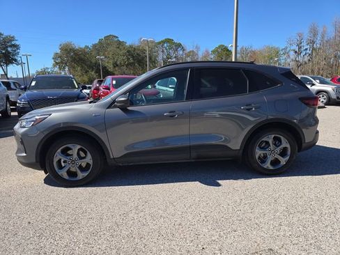 Used 2025 Ford Escape ST-Line image 5