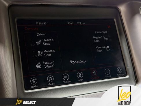 Used 2022 Dodge Charger SXT w/ Leather Interior Group RWD image 19