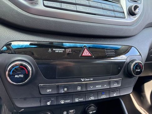 Used 2016 Hyundai Tucson Limited AWD/4WD image 16