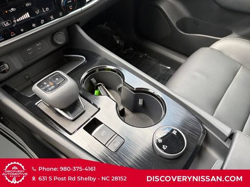 Certified 2024 Nissan Rogue SL w/ SL Premium Package AWD/4WD image 22