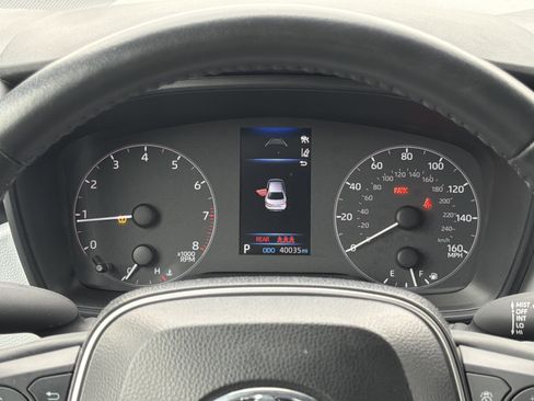 Used 2025 Toyota Corolla SE image 27