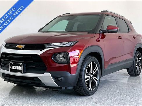 Used 2023 Chevrolet TrailBlazer LT w/ Convenience Package image 16