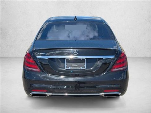 Used 2018 Mercedes-Benz S 560 Sedan image 6