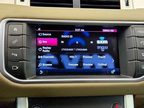 Used 2017 Land Rover Range Rover Evoque SE AWD/4WD image 18