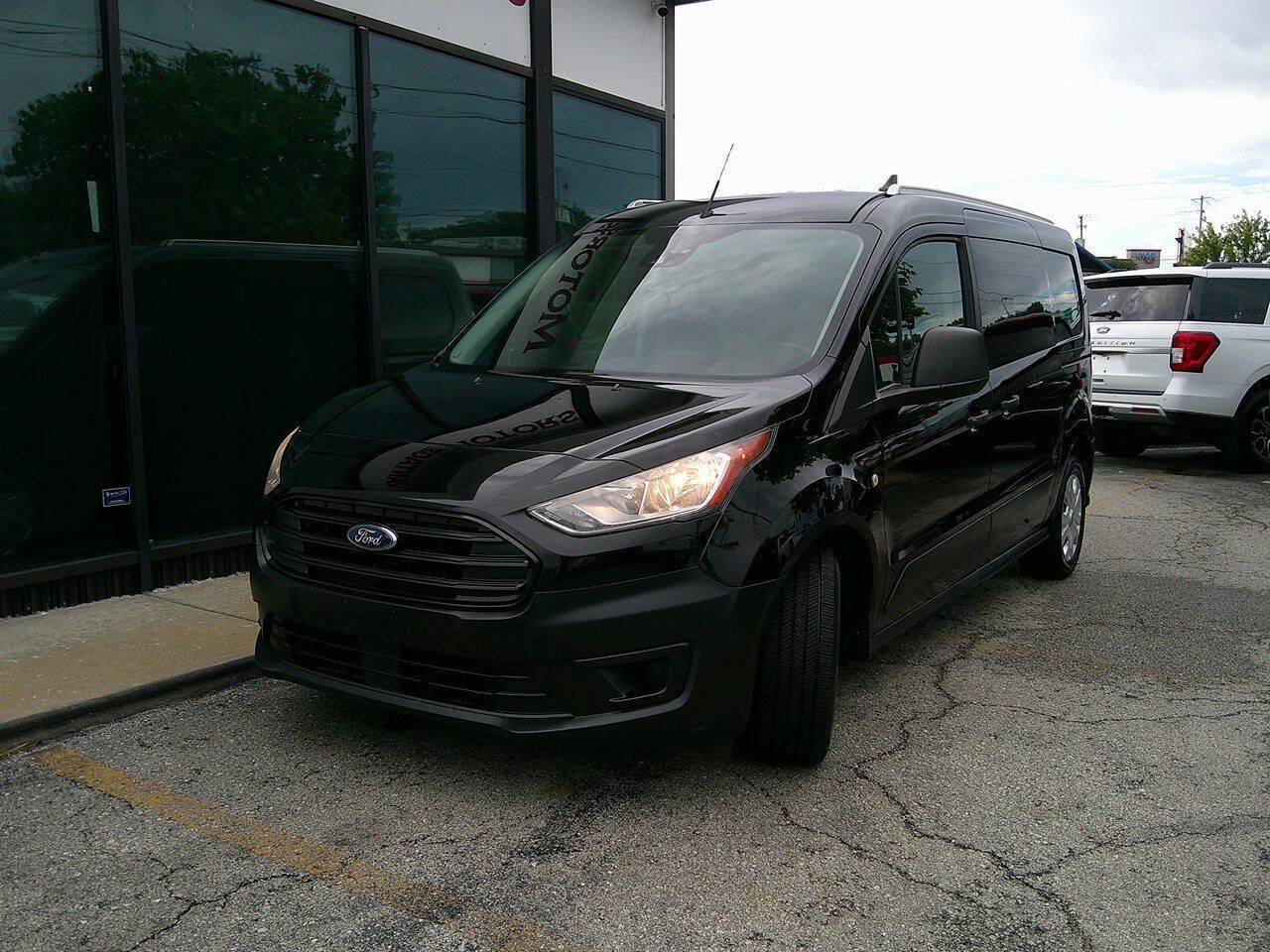 Used 2019 Ford Transit Connect XL FWD image 2