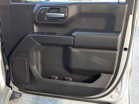 Used 2020 Chevrolet Silverado 1500 Custom w/ Custom Value Package image 29