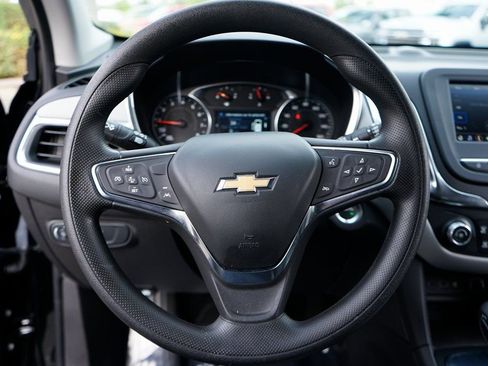 Used 2024 Chevrolet Equinox LS w/ LS Convenience Package image 19