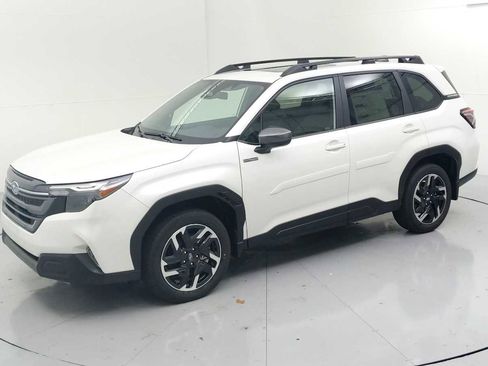 New 2025 Subaru Forester Premium image 4