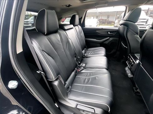 Used 2023 Acura MDX SH-AWD w/ Advance Package image 32