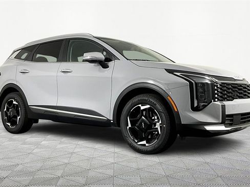 New 2026 Kia Sportage EX image 3