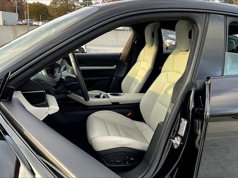 Used 2020 Porsche Taycan Turbo w/ Premium Package image 8