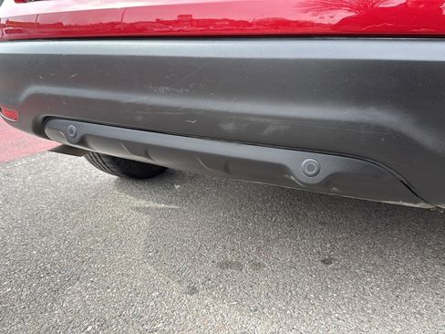 Used 2020 Nissan Rogue Sport SV w/ Technology Package image 9