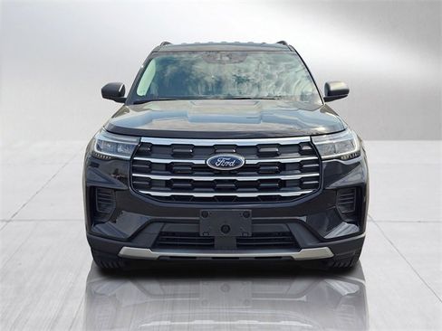 New 2025 Ford Explorer Active image 6