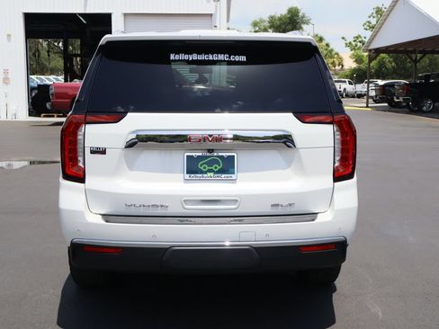 Certified 2021 GMC Yukon SLT w/ SLT Luxury Plus Package RWD image 8