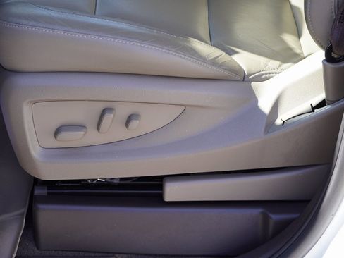 Used 2018 GMC Sierra 1500 SLT w/ SLT Premium Package image 18