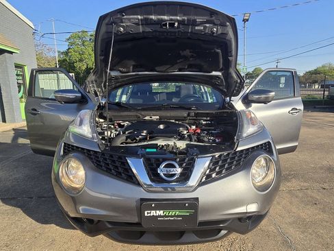 Used 2017 Nissan Juke SV w/ Technology Package FWD image 44