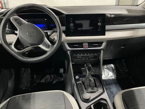 New 2025 Volkswagen Taos SE AWD/4WD image 13