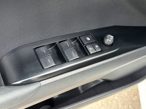 Certified 2025 Toyota Camry LE image 15