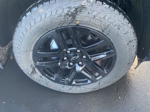 Used 2022 Chevrolet Silverado 1500 RST w/ Convenience Package II image 8