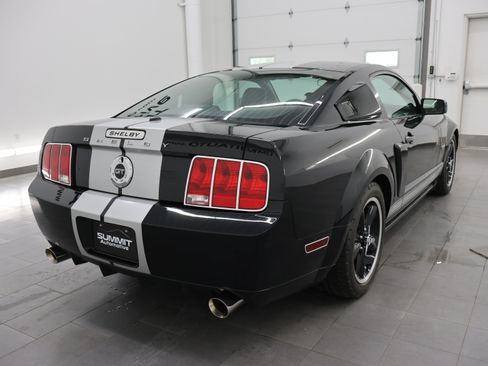 Used 2007 Ford Mustang GT RWD image 5