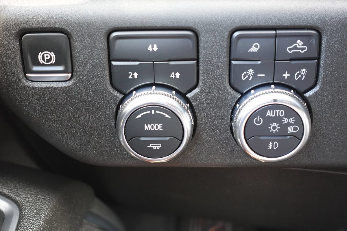 Used 2024 GMC Sierra 3500 SLE AWD/4WD image 44