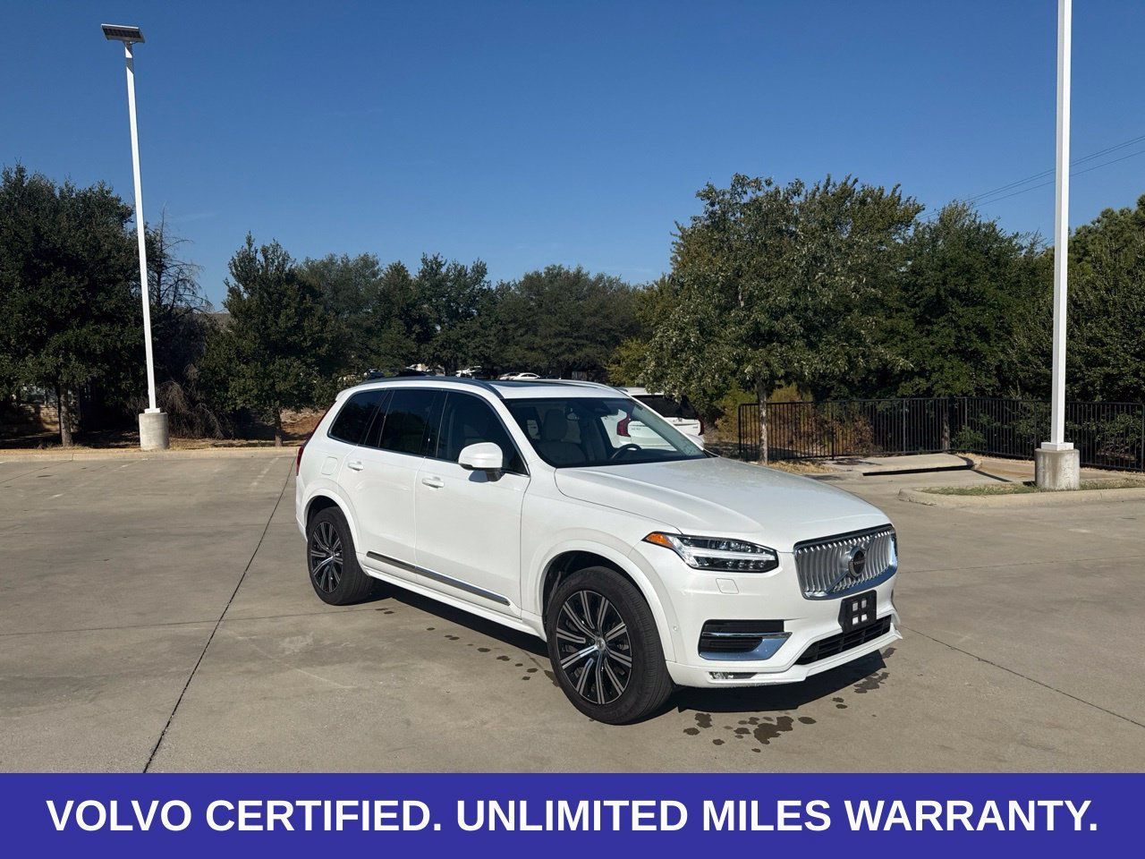 Certified 2023 Volvo XC90 B6 Plus w/ Protection Package Premier AWD/4WD image 5