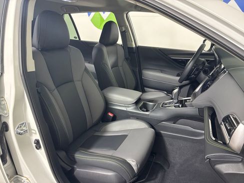 Certified 2025 Subaru Outback Onyx Edition image 35